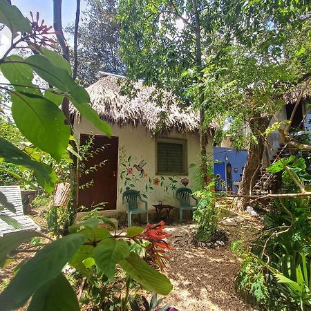 Mayan Bungalow Near Chichen Exterior photo
